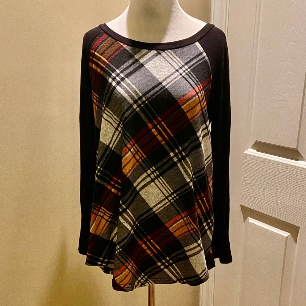 Plaid boutique top